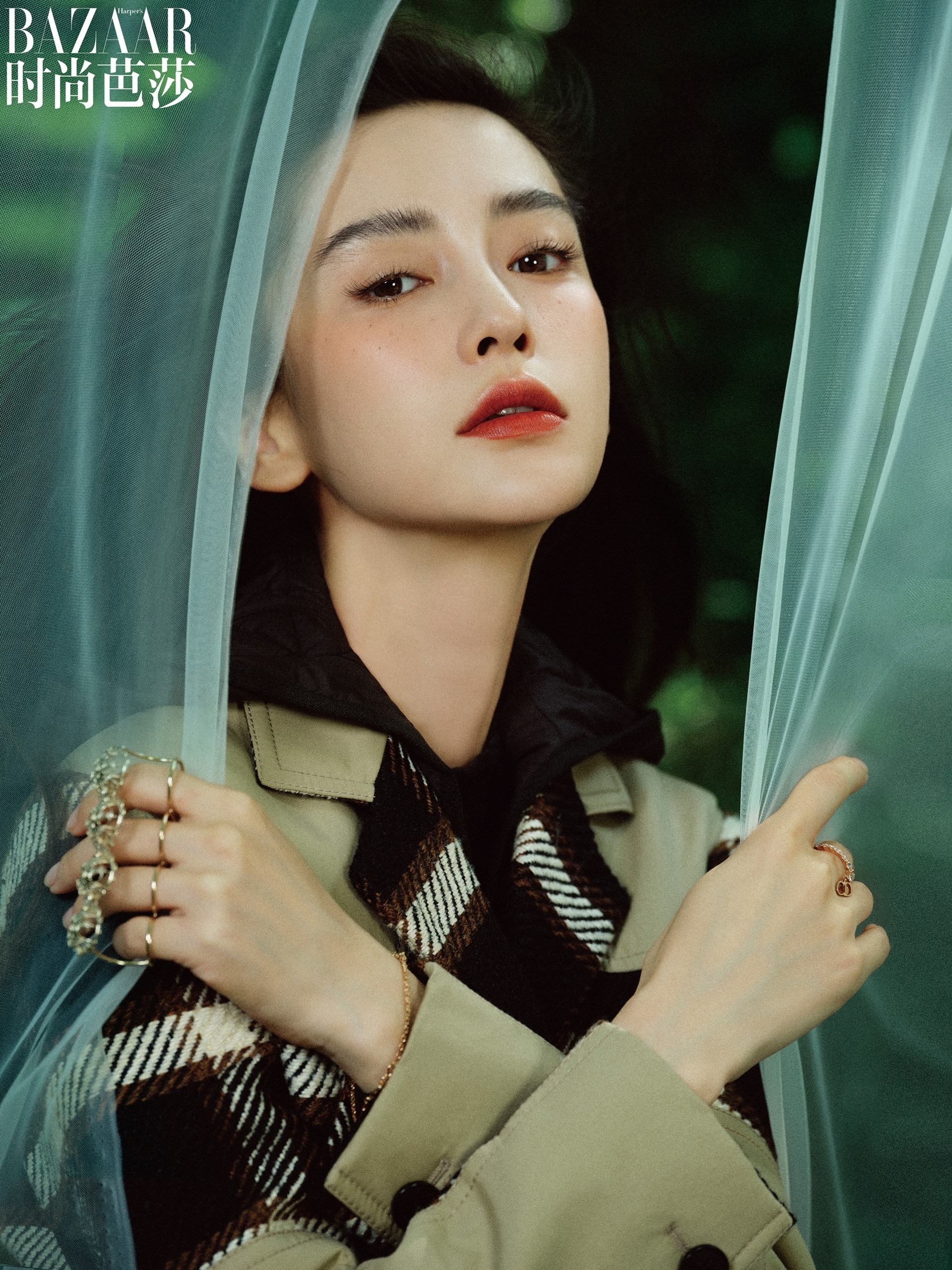 Angelababy ngày càng giảm sút danh tiếng và địa vị trong showbiz