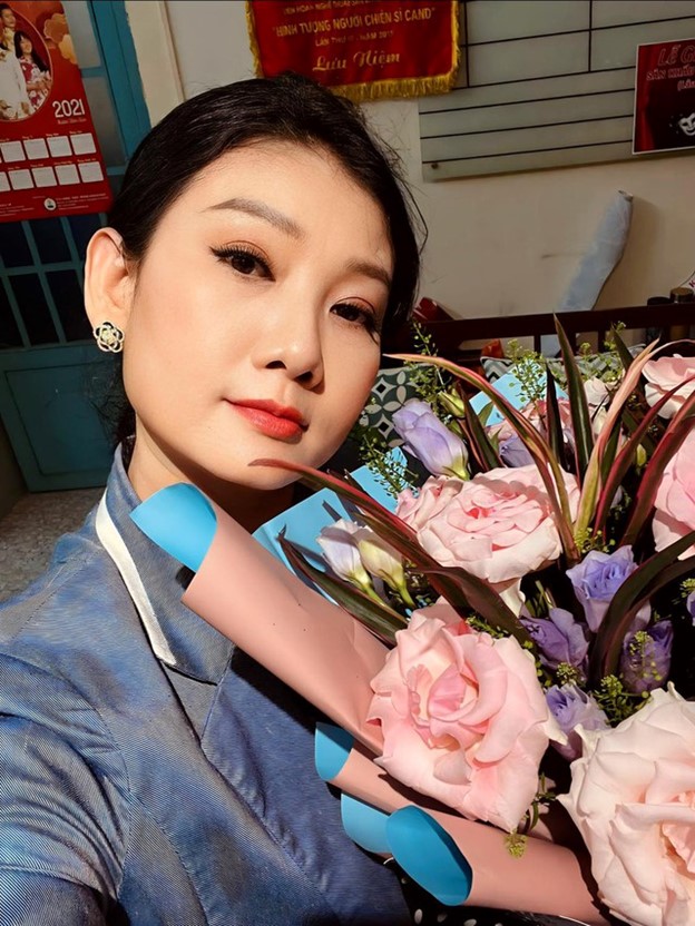 NSND Mỹ Uyên trên sân khấu kịch