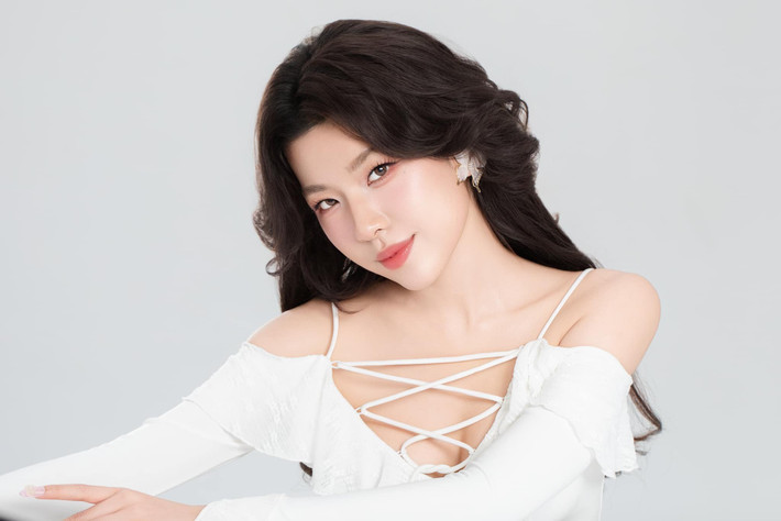 Hình ảnh Lamoon xinh đẹp tại chương trình Em Xinh Say Hi