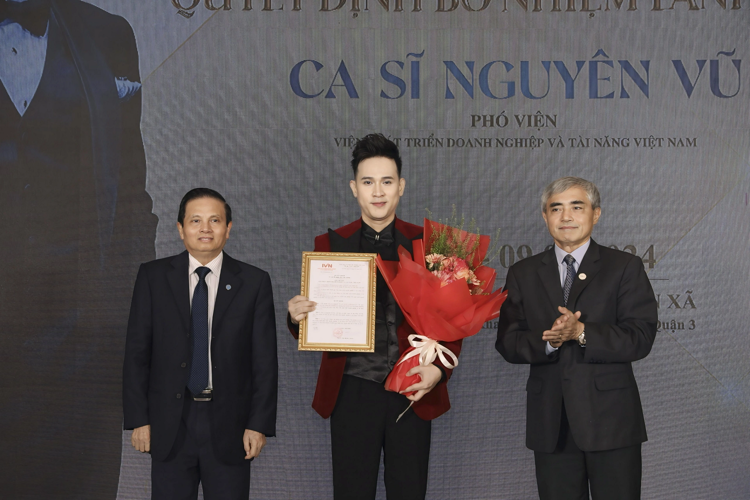 Nguyên Vũ nhận chức Viện phó