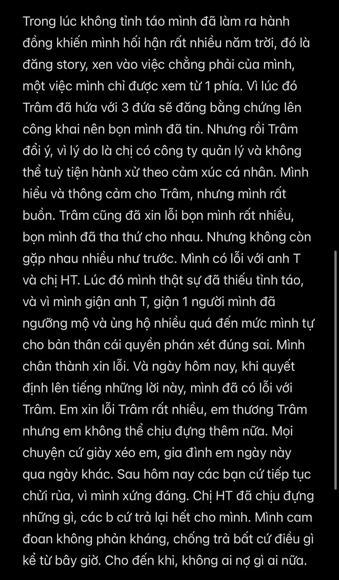 Nữ streamer tiếp tục tạo sóng dư luận