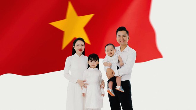 Gia đình MC Hạnh Phúc dịp Quốc khánh