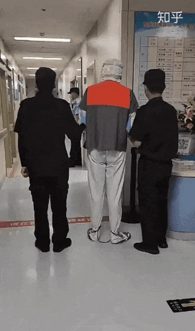 Cư dân mạng Trung Quốc đang vô cùng hoang mang với tin Ngô Diệc Phàm qua đời trong tù