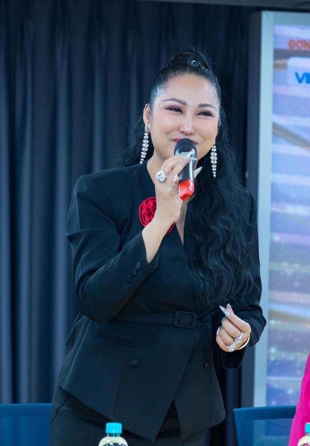 Phi Thanh Vân làm việc tại Viện Văn hóa thương hiệu