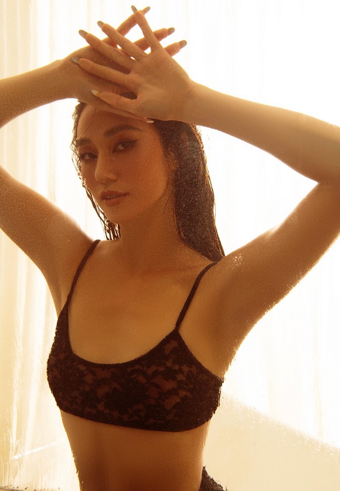 Khánh My body mướt mắt