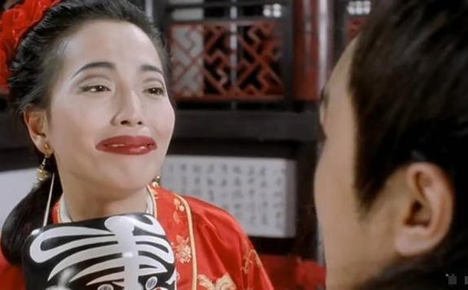 Uyển Quỳnh Đan với tạo hình xấu lạ phim Châu Tinh Trì