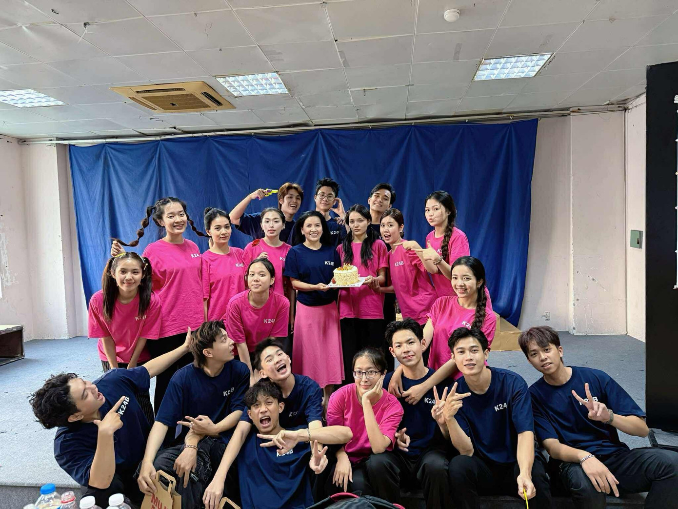 NSƯT Ngọc Trinh cùng học trò Thanh Bình