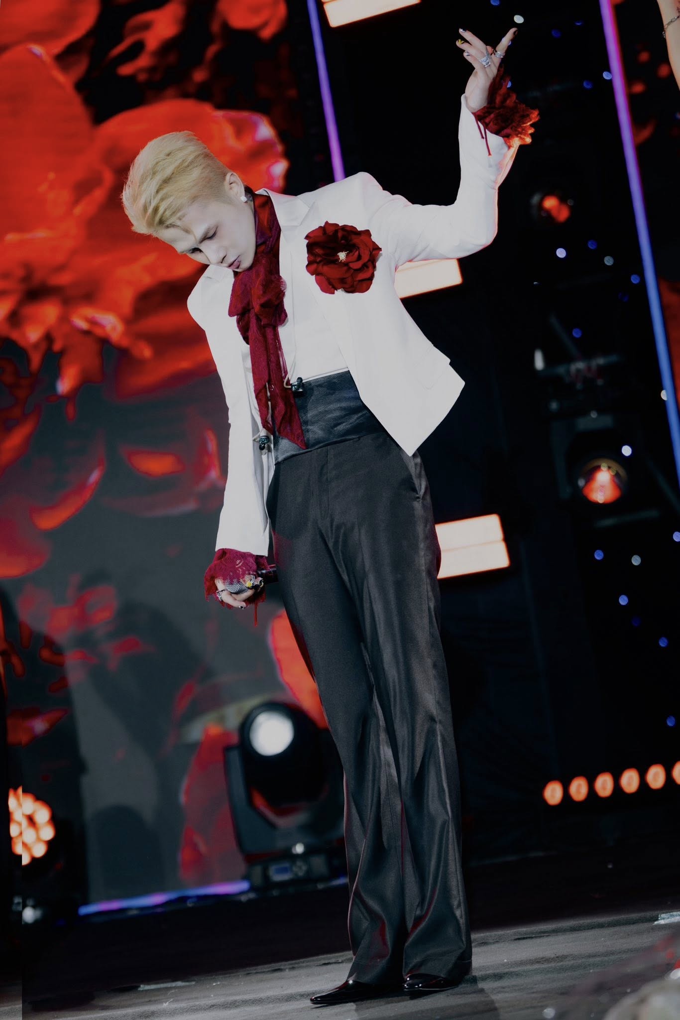 Sân khấu biểu diễn của Jack ngày 16/10 tại Hà Nội