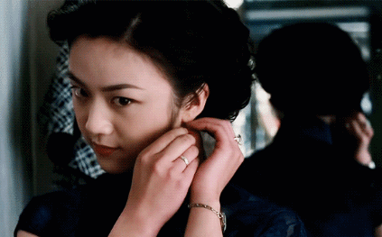 Thang Duy kiên trì chịu đựng trên phim trường Thang Duy kiên trì chịu đựng trên phim trường