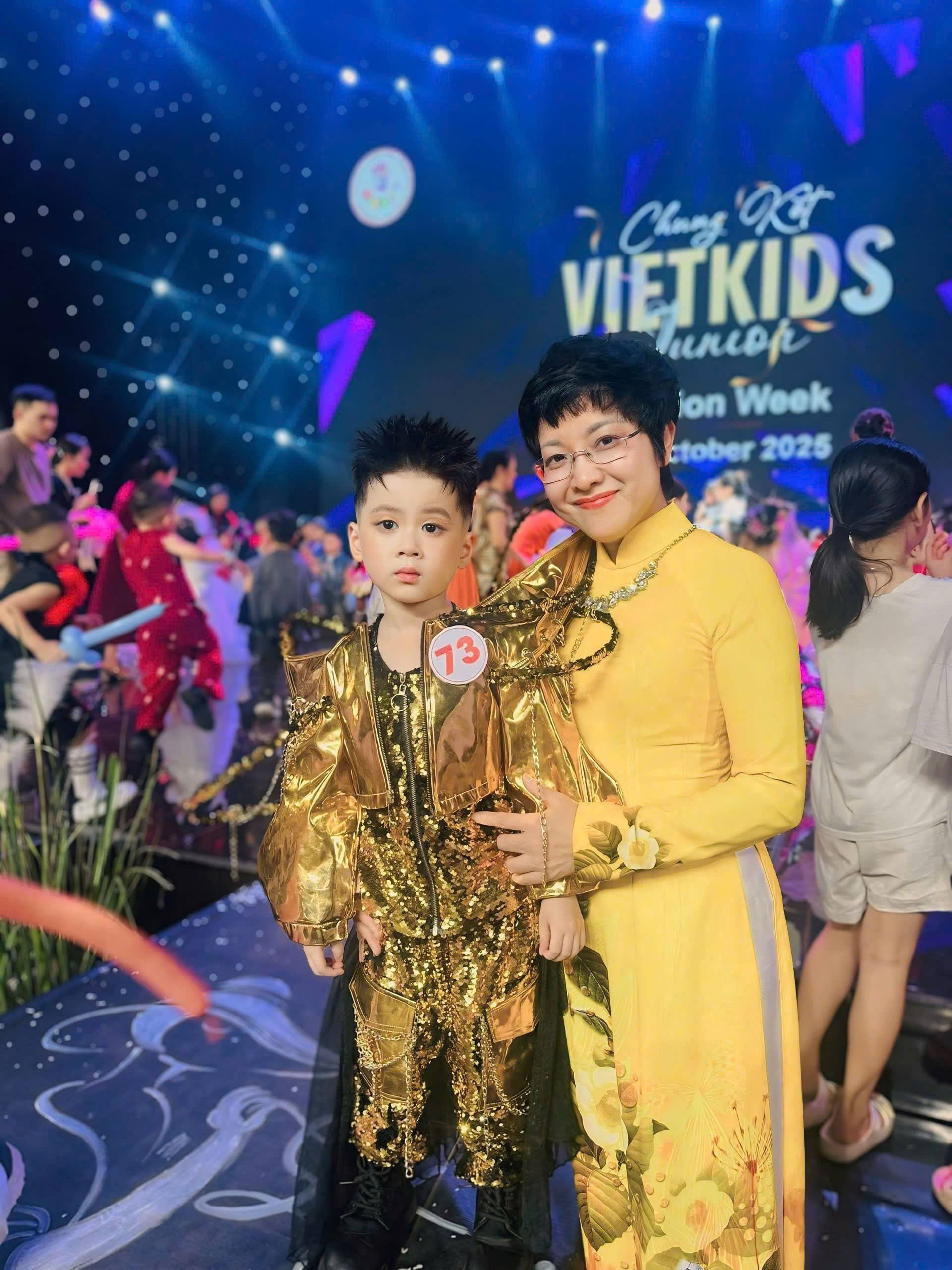 MC Thảo Vân dẫn chương trình