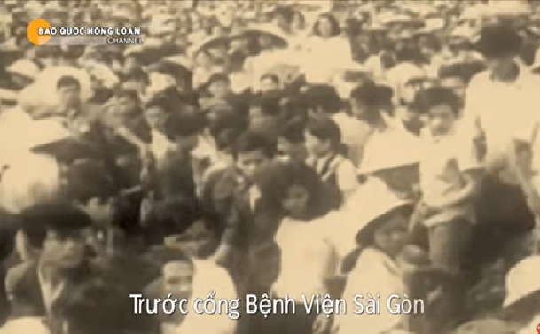 Gia đình Thanh Nga trong lễ tang