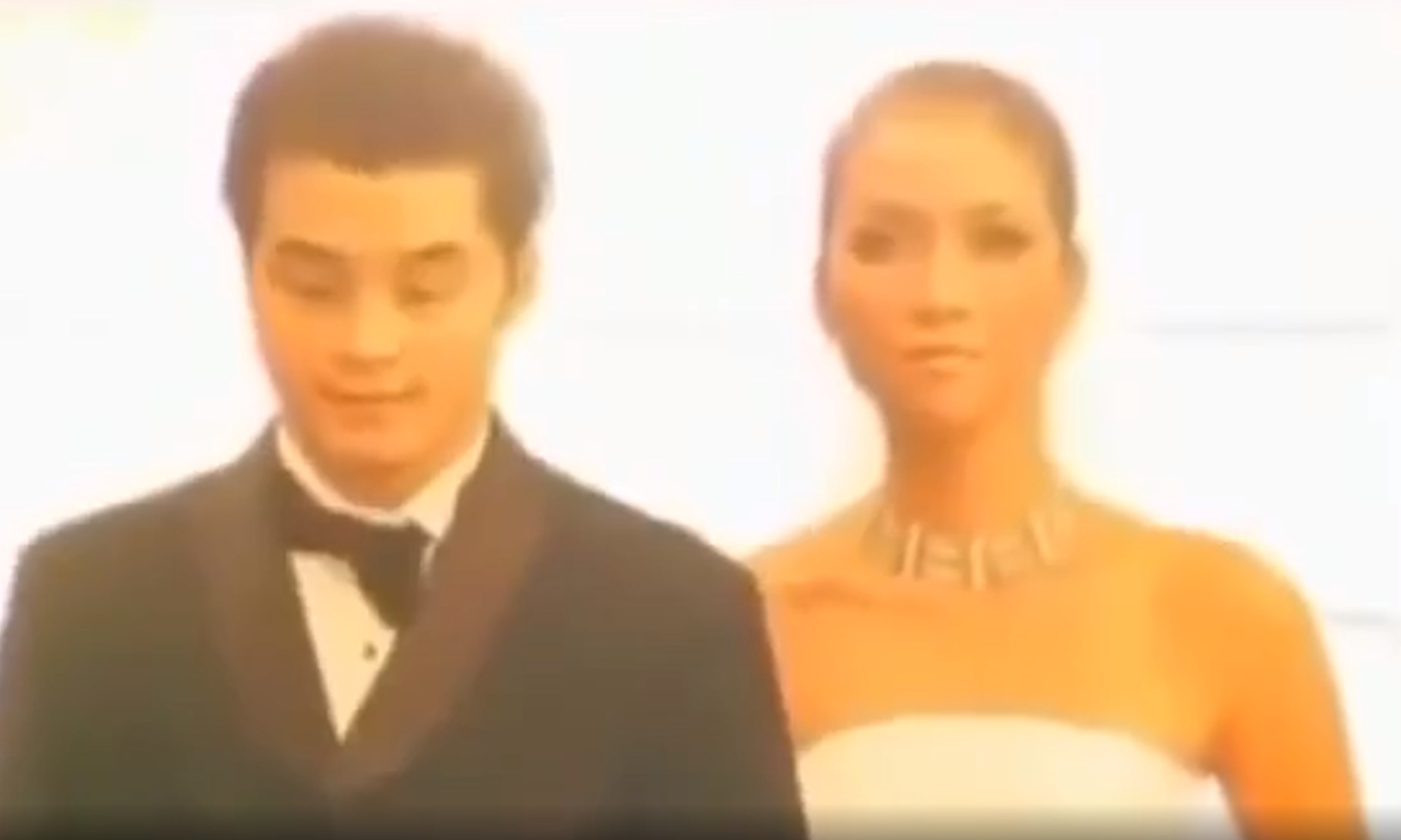 Bằng Lăng cùng Ưng Hoàng Phúc