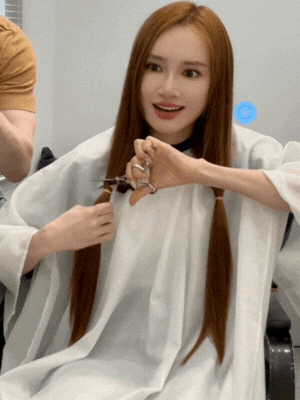 Nhã Phương cắt tóc đúng quy định