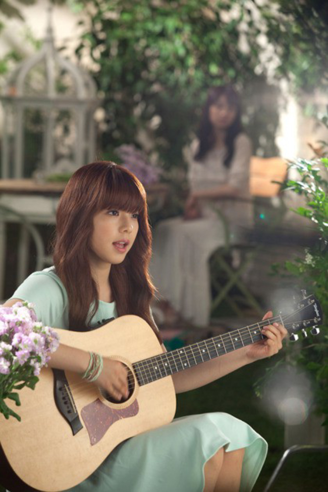 Hình ảnh ngây thơ, trong sáng của Juniel giai đoạn đầu Juniel với phong cách trẻ trung, trong sáng