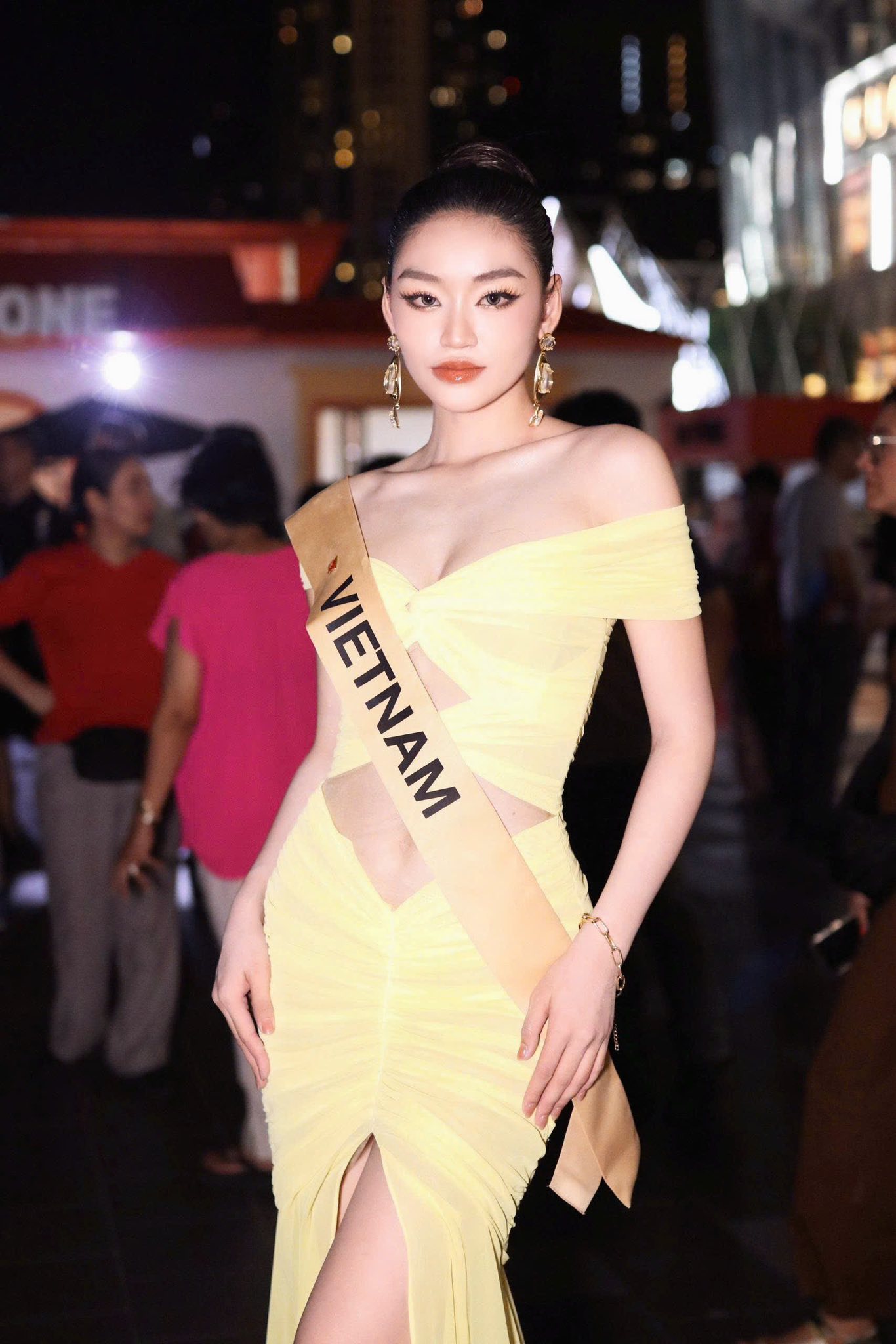 Hoa hậu Yến Nhi đối mặt nhiều chỉ trích tại Miss Grand International