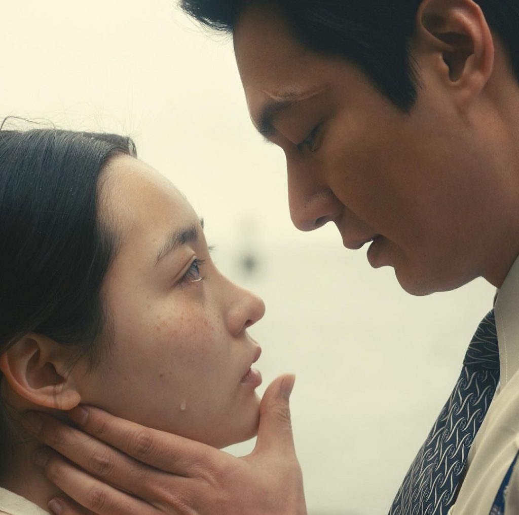 Kim Min Ha trong Pachinko nổi bật hơn cả Lee Min Ho