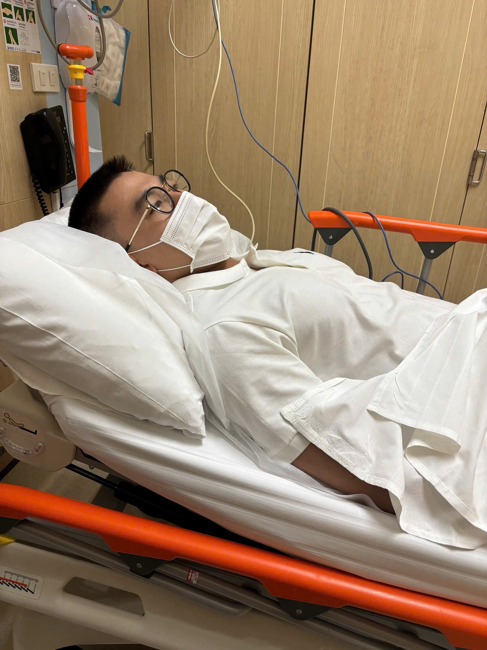 Công Vinh nhập viện tại Thái Lan Công Vinh nhập viện cấp cứu- Ảnh 1.