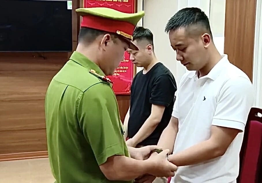 Cơ quan công an bắt tạm giam Phạm Quang Linh (tức Quang Linh Vlog)