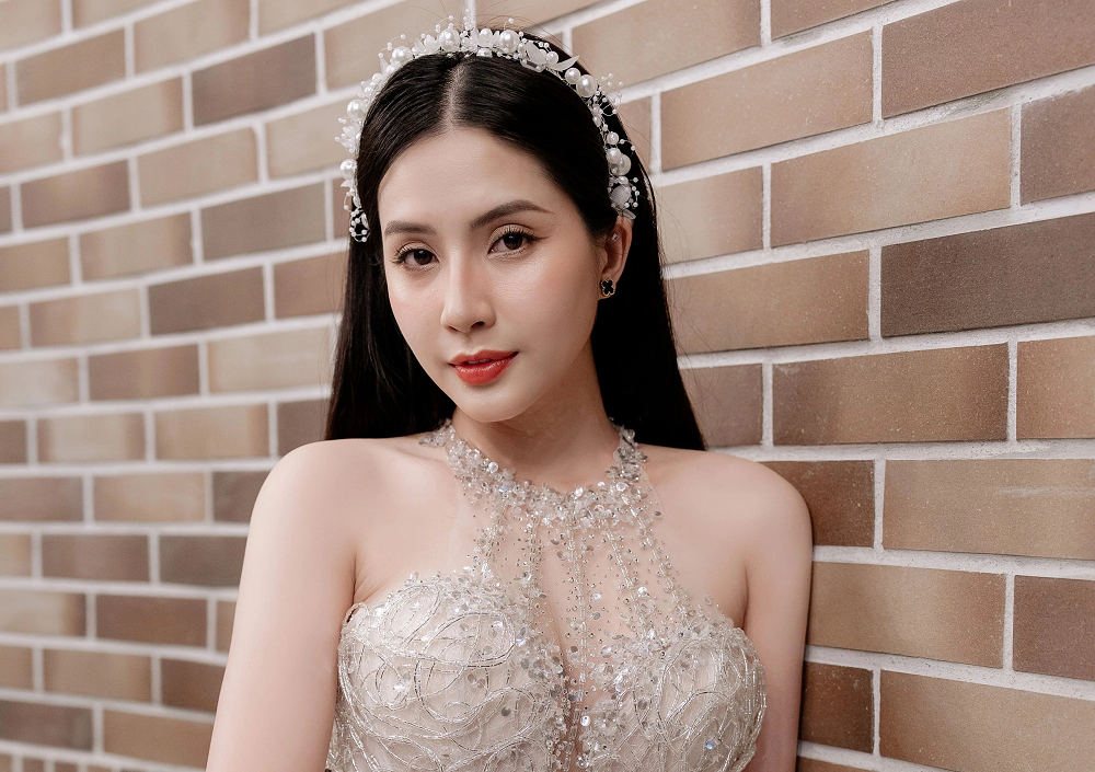 Thiên An vắng mặt tại buổi showcase Thiên An không tham dự buổi showcase