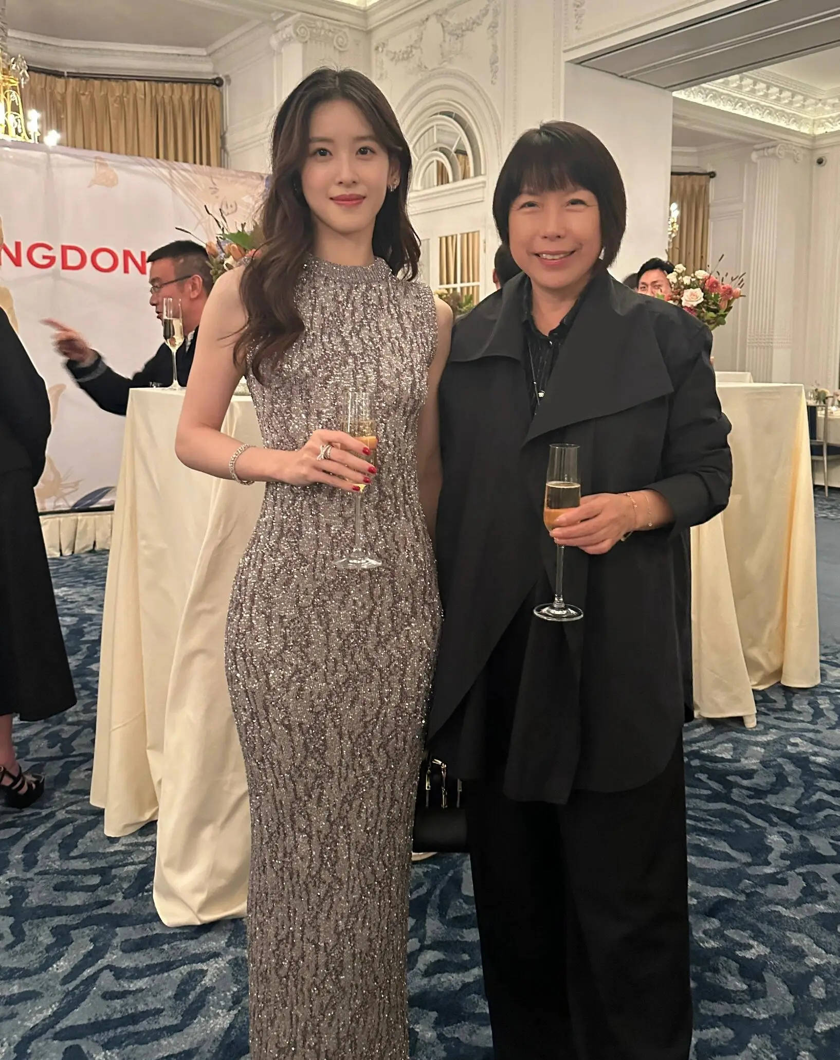 Hình ảnh sang trọng của Chương Trạch Thiên