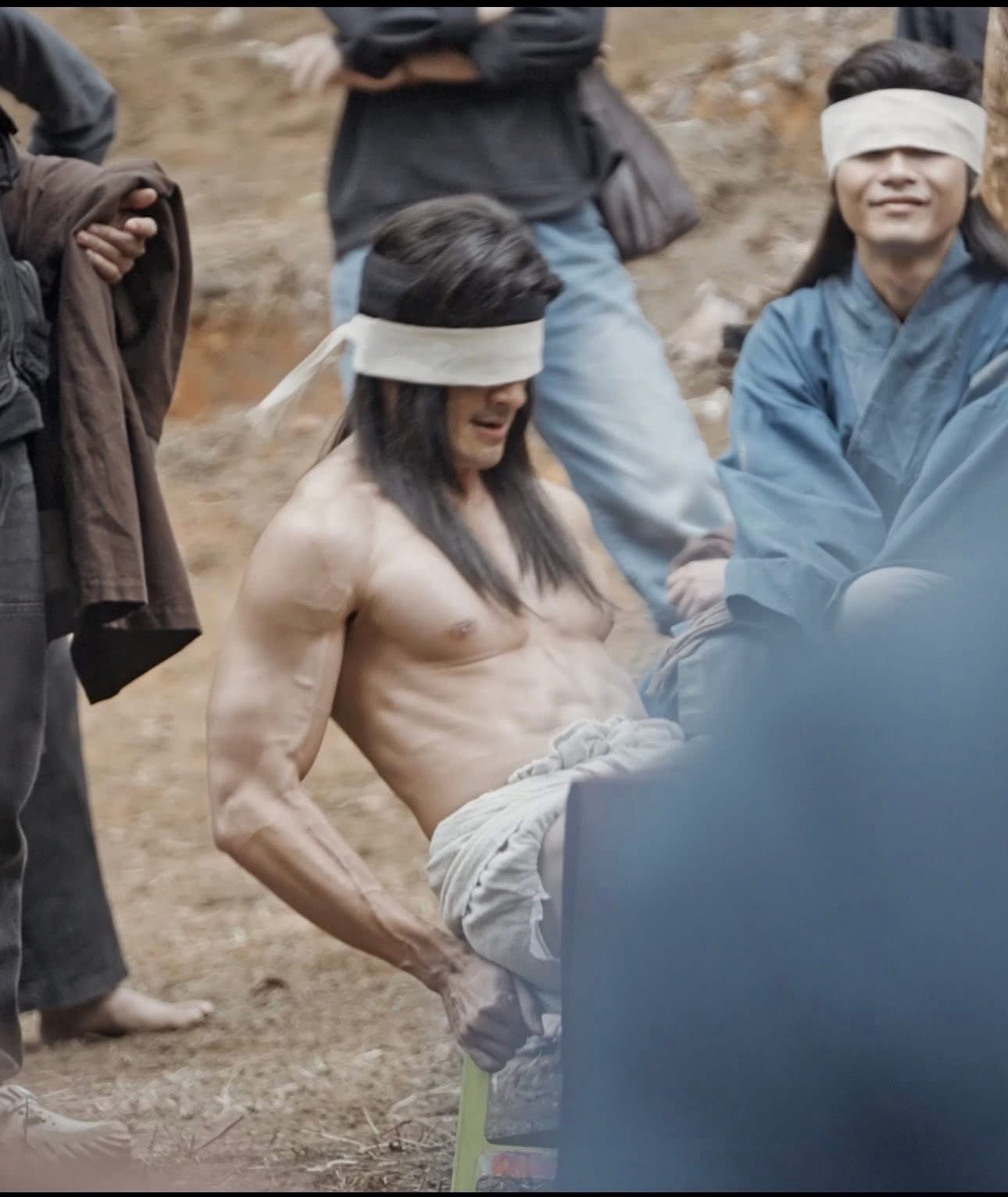 Huỳnh Thanh Trực nhìn Lương Thế Thành