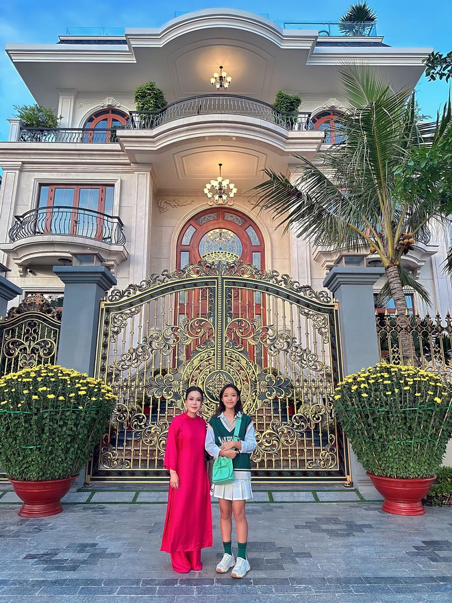 Biệt thự của vợ chồng Việt Hương Biệt thự Việt Hương tại TP.HCM