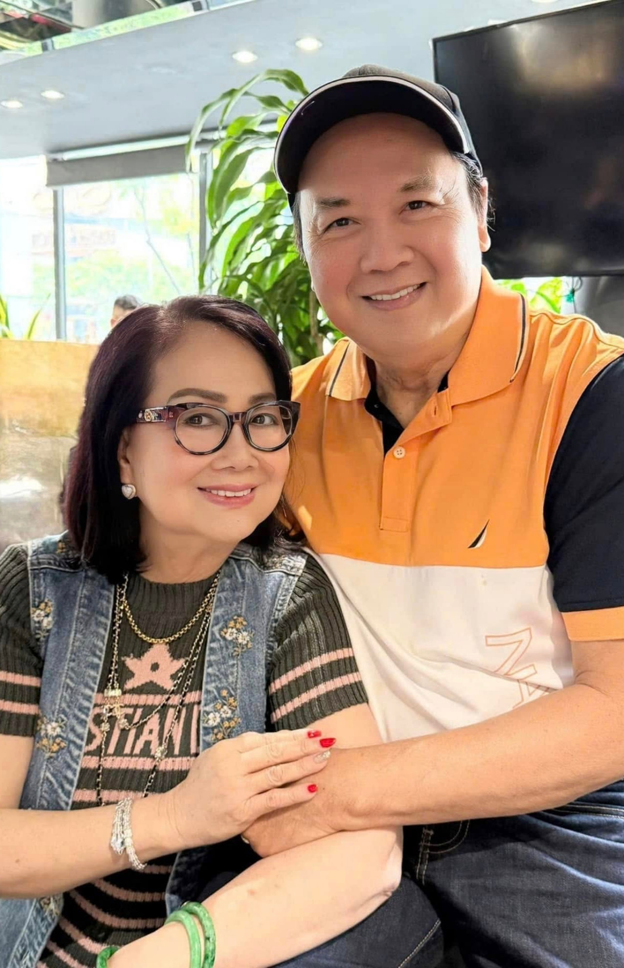 Hình ảnh thân thiết của Bảo Quốc và vợ