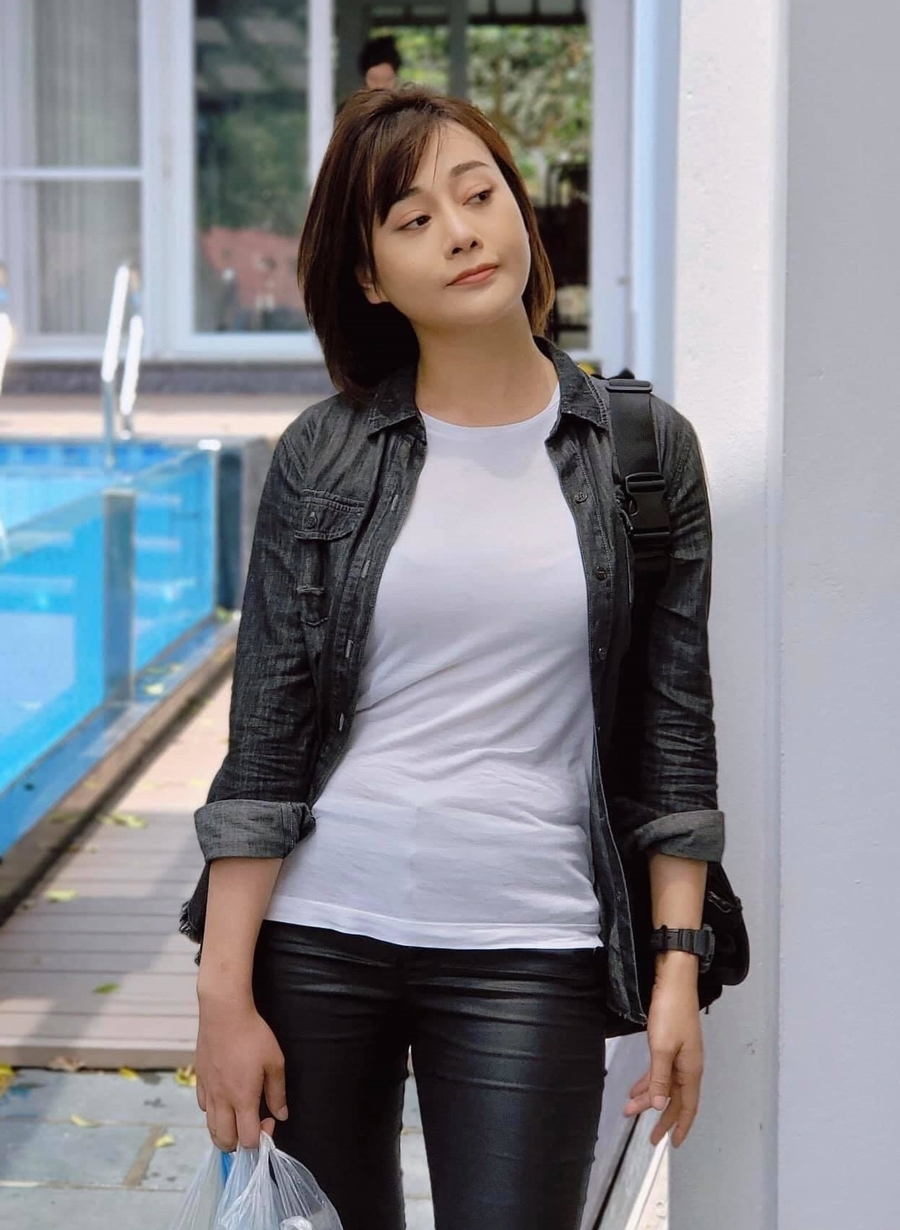 Phương Oanh vai Nam trong Hương vị tình thân