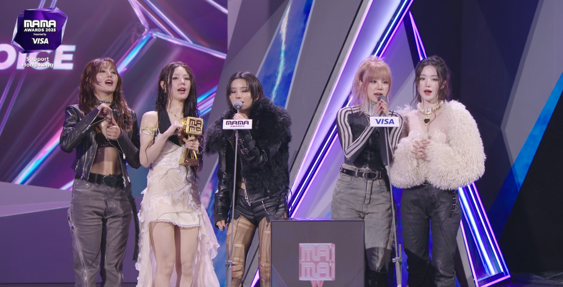 Lễ trao giải và sân khấu chính được giữ lại Lễ trao giải và sân khấu chính MAMA 2025