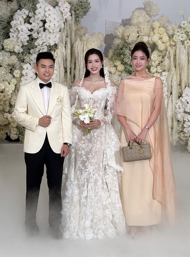 Hình ảnh mới của Lương Thuỳ Linh