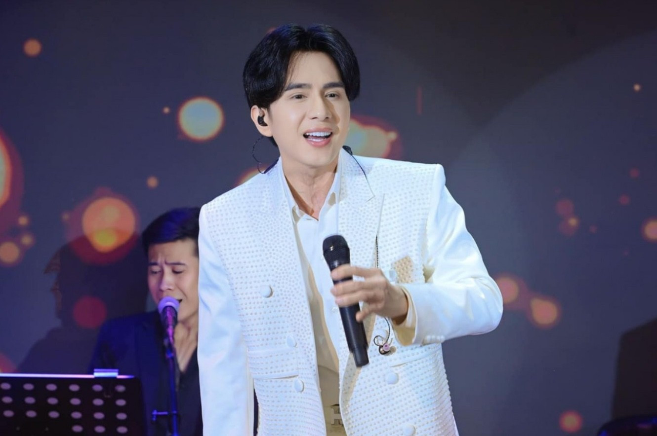 Live concert của Đan Trường tại Trung tâm Triển lãm Việt Nam