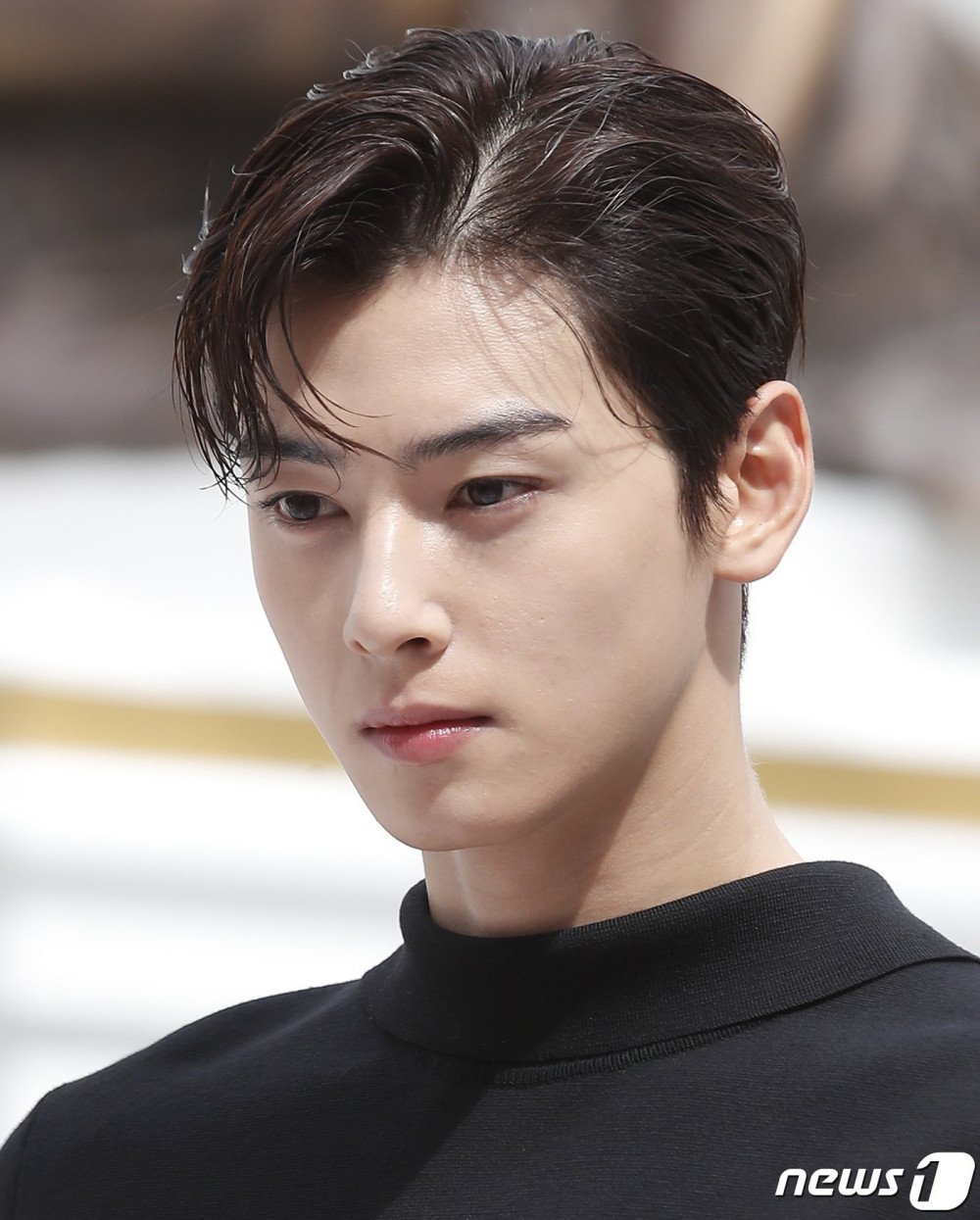 Cha Eun Woo với vẻ đẹp nổi bật