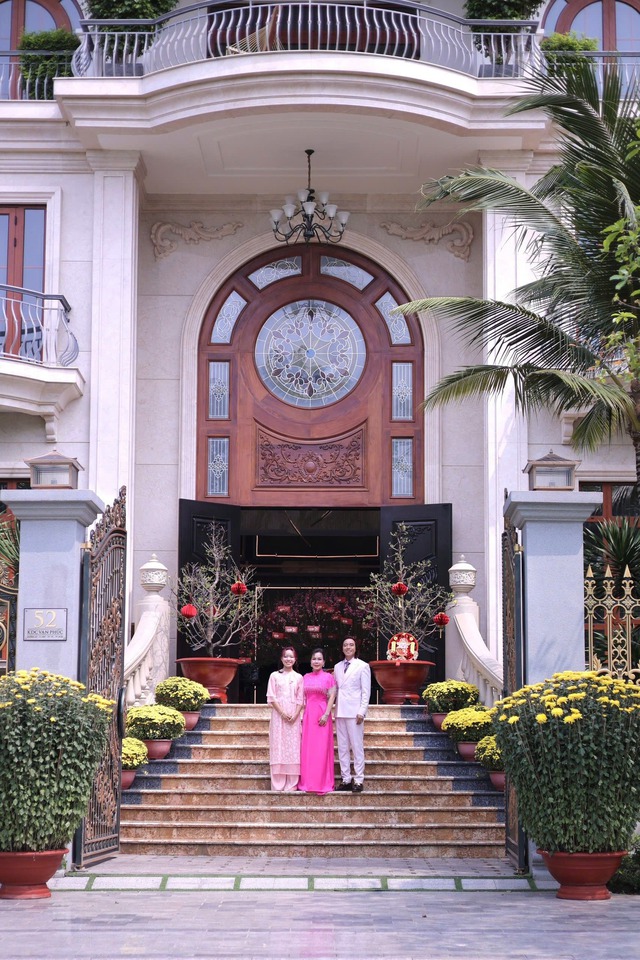 Khối tài sản hàng trăm tỷ của Việt Hương- Ảnh 5. Căn biệt thự rộng lớn của Việt Hương