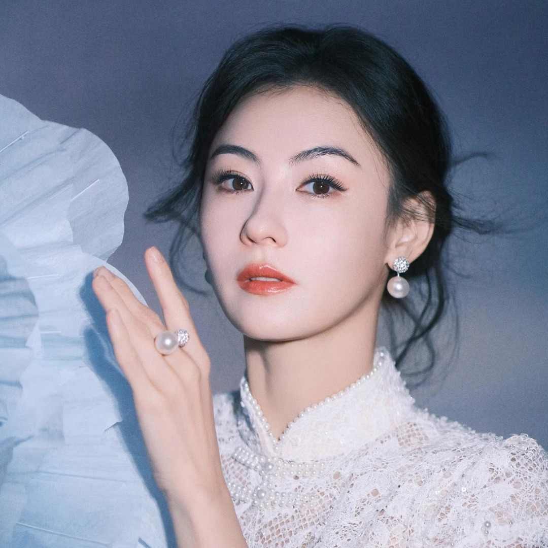 Dáng mũi giọt nước của Trương Bá Chi Mũi tròn đầy như giọt nước là tướng tốt về tài lộc