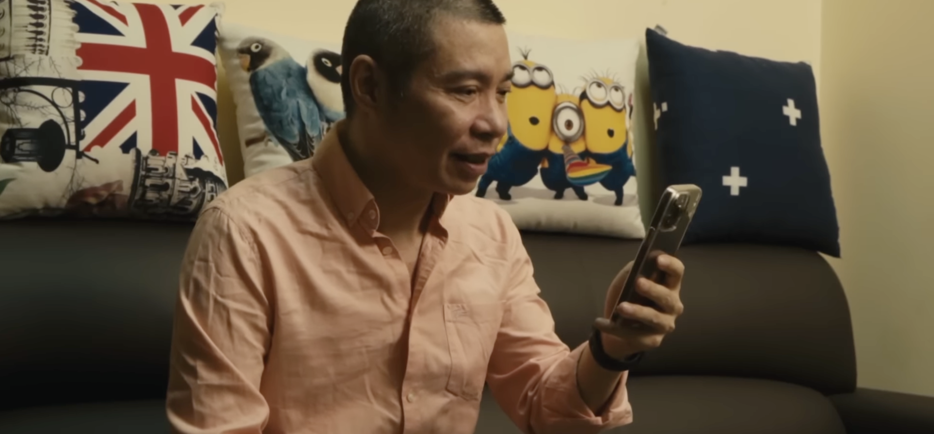 Thục Anh bên cạnh nghệ sĩ Công Lý