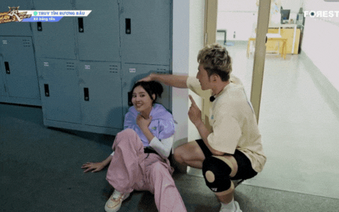 Liên Bỉnh Phát cũng đã biết giữ khoảng cách, thân thiết vừa phải với Lan Ngọc trong chương trình Lan Ngọc và Liên Bỉnh Phát giữ khoảng cách chuyên nghiệp