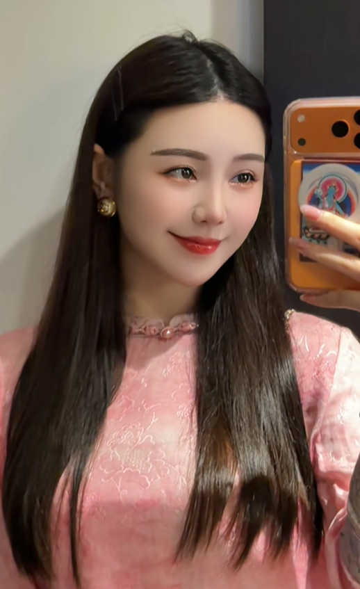 So sánh phong cách thời trang Quỳnh Kool với Phạm Băng Băng