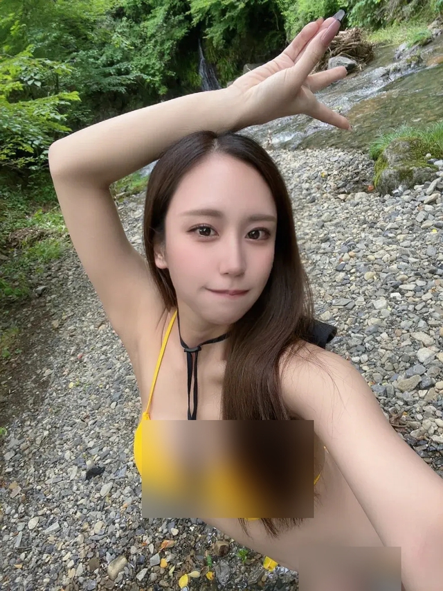 Meiko Nakao - bom sex người Nhật qua đời