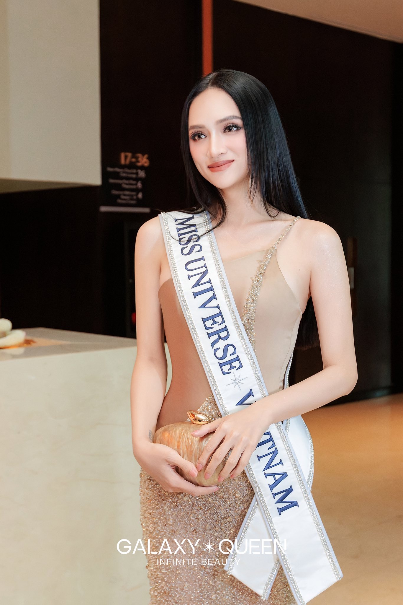 Hương Giang liên tục đối mặt với những ồn ào khi đến Thái Lan dự Miss Universe