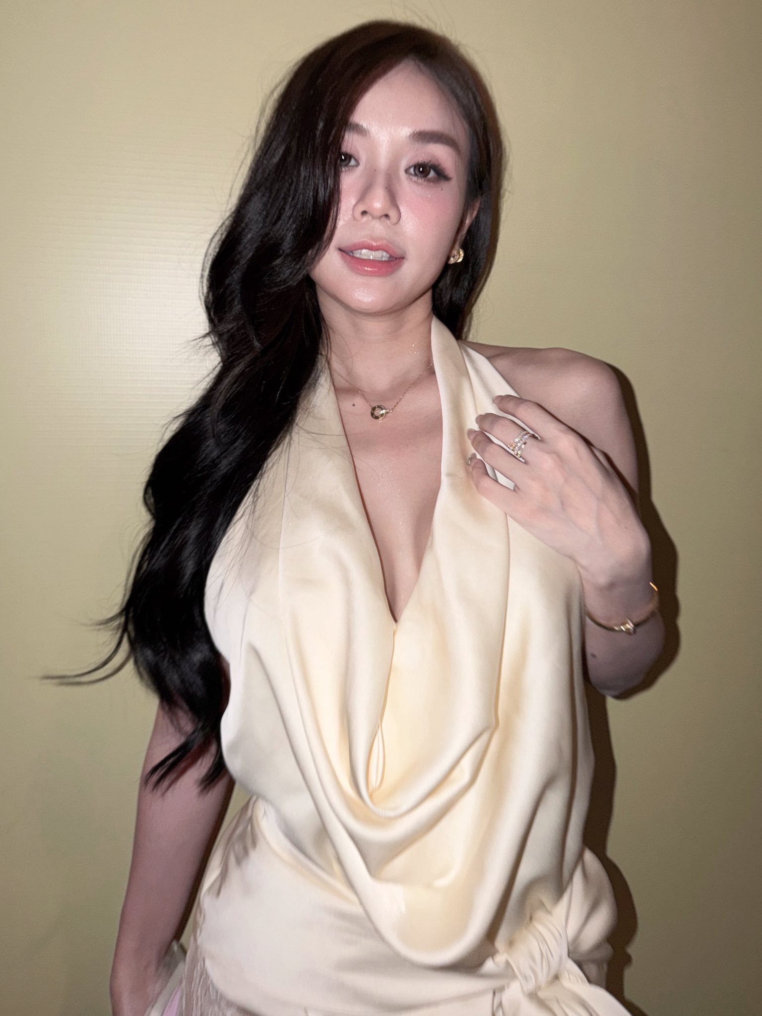 Bí quyết giữ gìn ngoại hình của Cindy Lư Bí quyết giữ gìn nhan sắc của Cindy