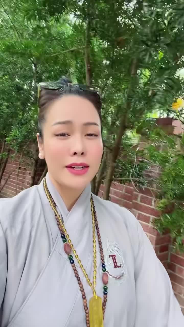 Nhật Kim Anh trong clip cầu cứu