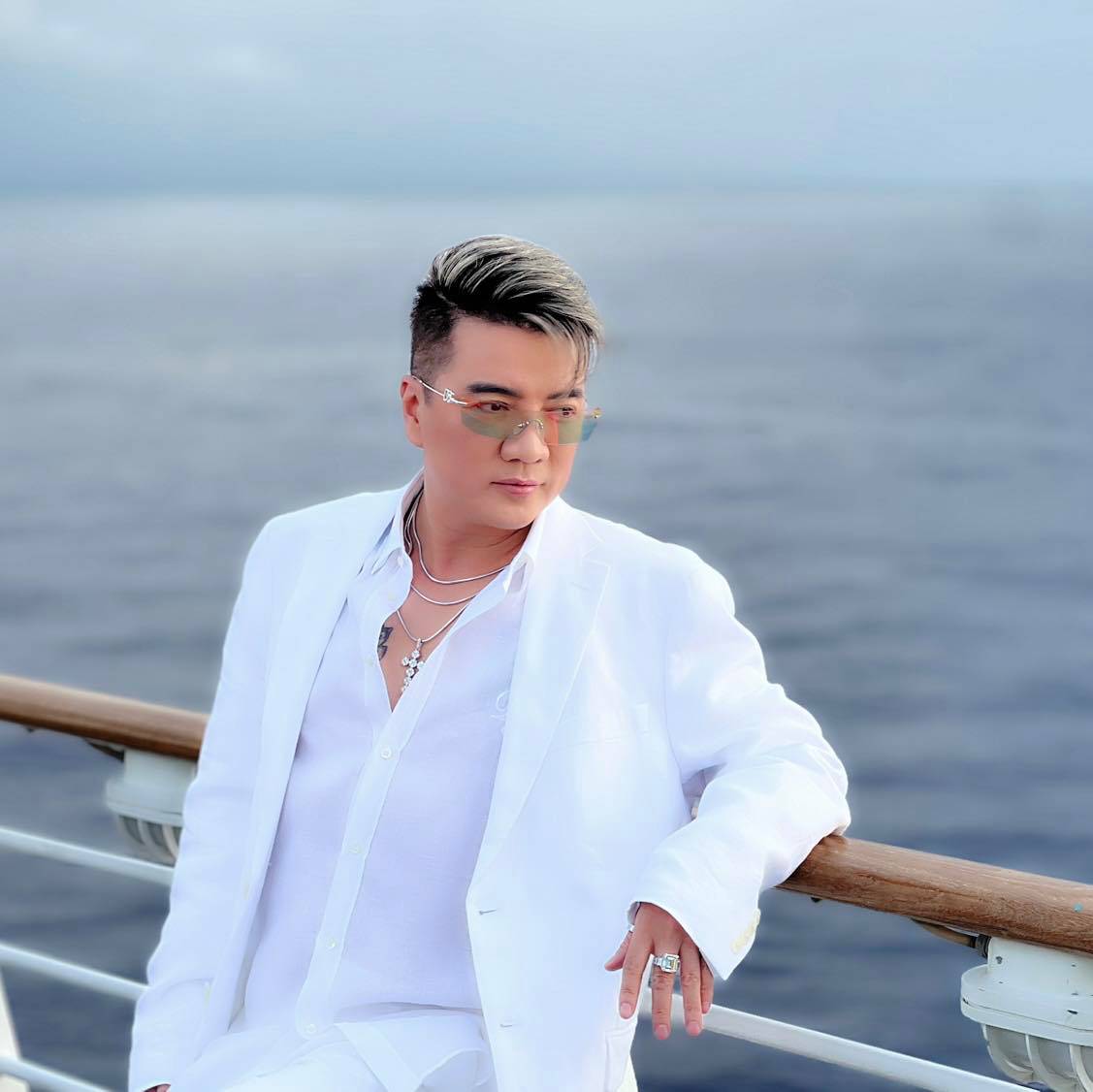 Cuộc sống hiện tại của Đàm Vĩnh Hưng Cuộc sống hiện tại của Đàm Vĩnh Hưng